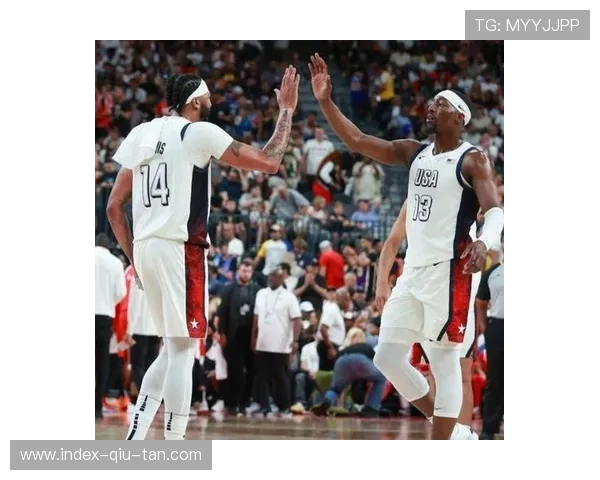 里奇·保罗表示若浓眉被交易将寻求与新东家提前续约 里奇·保罗表示若浓眉被交易将寻求与新东家提前续约